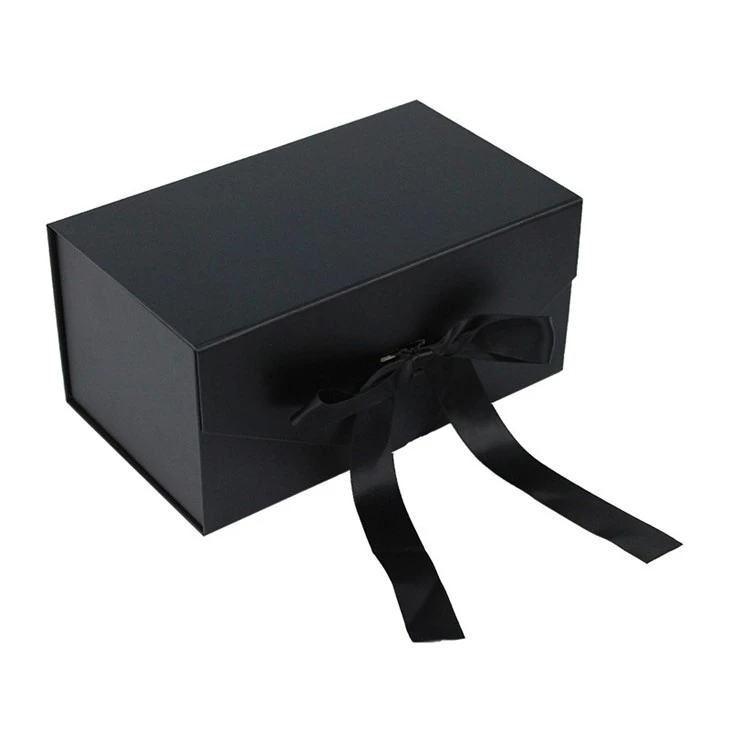 Collapsible Box With Ribbon